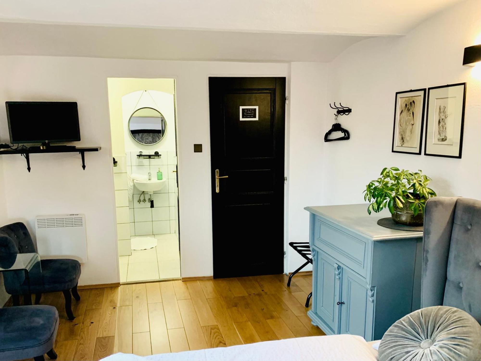 Boutique Apartments U Rolanda, Mikulasske Namesti Зноймо Екстериор снимка