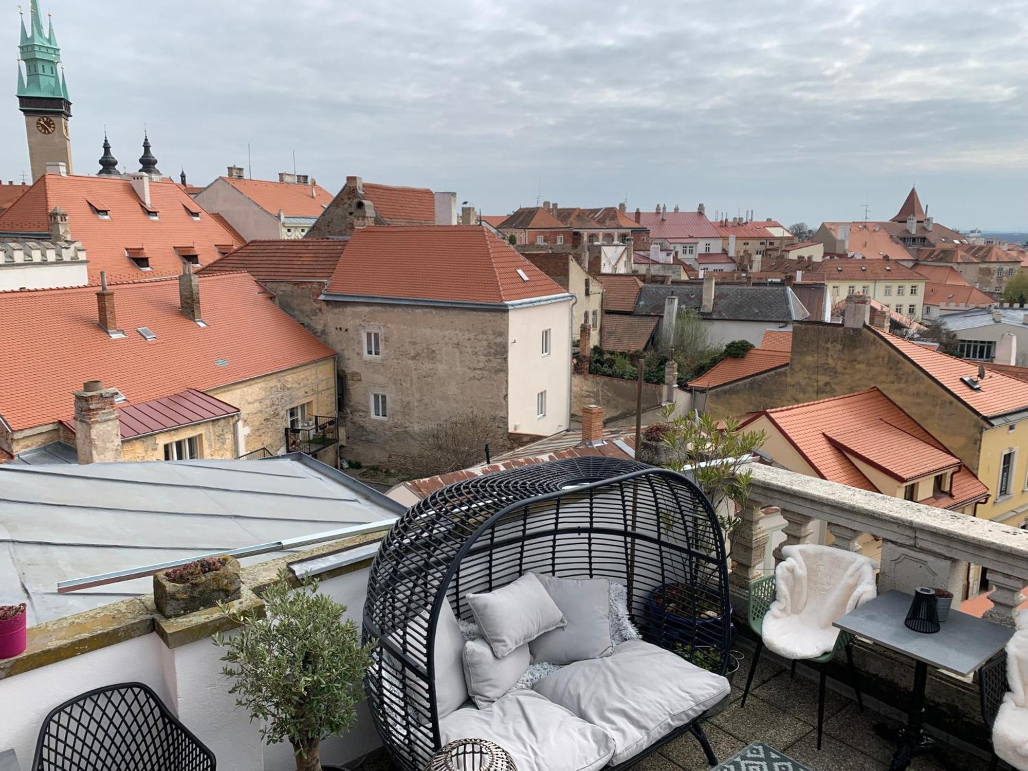 Boutique Apartments U Rolanda, Mikulasske Namesti Зноймо Екстериор снимка